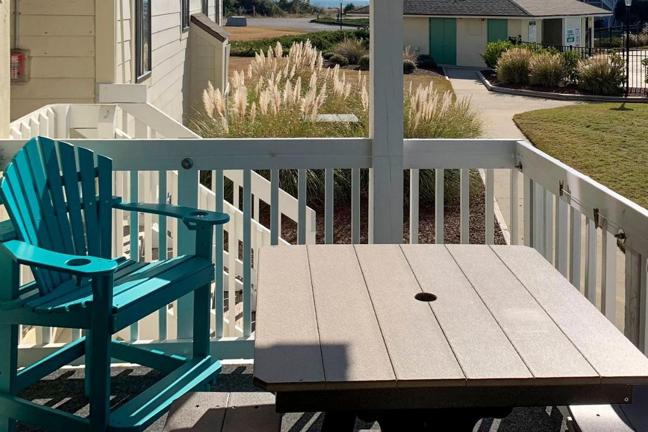 Emerald Isle Resort-Style Condo Walk To Beaches! Екстер'єр фото